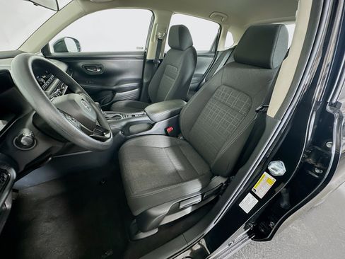 Used 2025 Honda HR-V LX image 13
