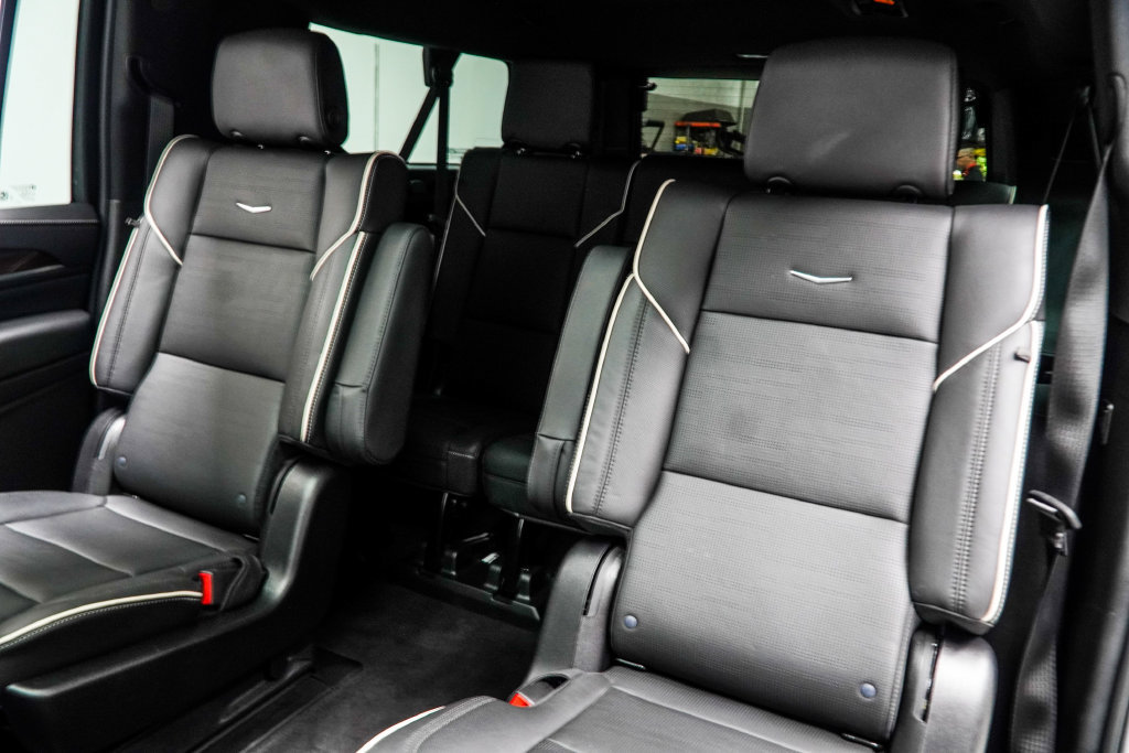 Used 2023 Cadillac Escalade ESV Premium Luxury w/ Touring Package AWD/4WD image 55