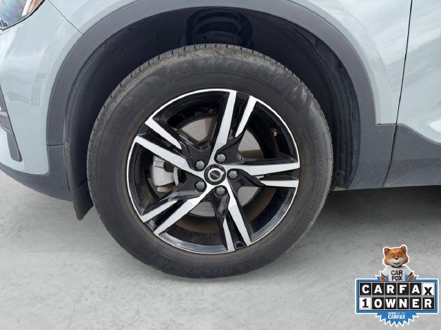 Used 2025 Volvo XC40 B5 Core AWD/4WD image 23