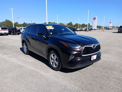Certified 2022 Toyota Highlander L