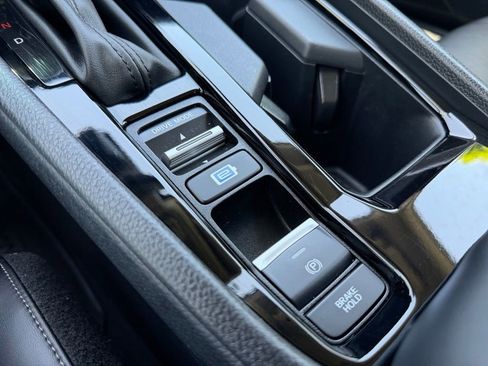 Used 2023 Honda Accord EX-L image 17