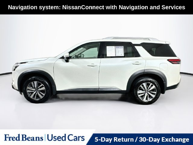 Used 2024 Nissan Pathfinder SL AWD/4WD image 5