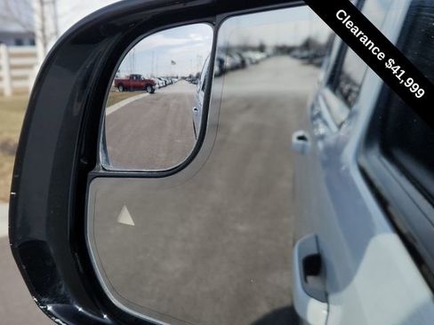 Used 2024 Jeep Wagoneer Series III image 33