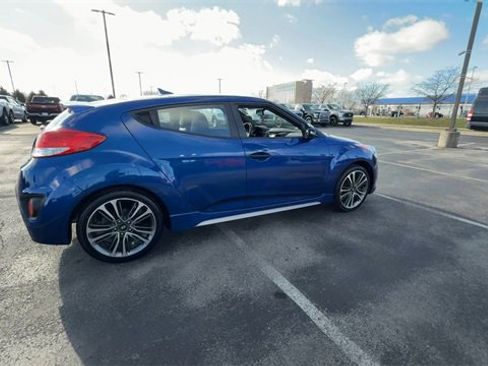 Used 2016 Hyundai Veloster Turbo image 8