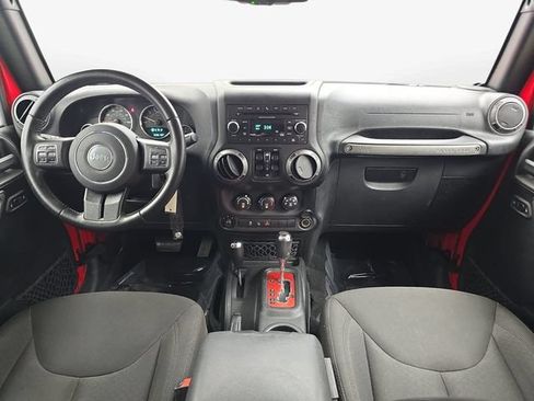 Used 2017 Jeep Wrangler Unlimited Sport w/ Quick Order Package 24S AWD/4WD image 12