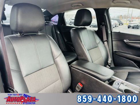 Used 2017 Chevrolet Impala LT image 56