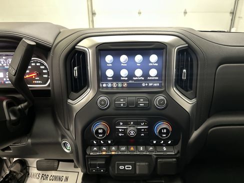 Used 2022 Chevrolet Silverado 1500 LTZ w/ LTZ Premium Package image 35