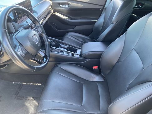 Used 2025 Honda Accord Sport image 17