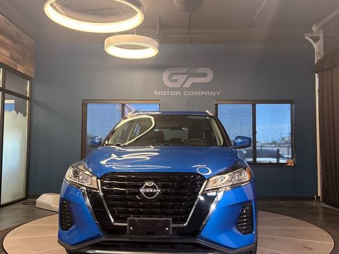 Used 2022 Nissan Kicks SV FWD image 8