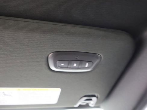New 2026 RAM 1500 4x4 Crew Cab image 27