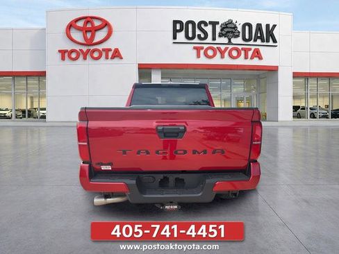 Used 2025 Toyota Tacoma SR5 AWD/4WD image 7