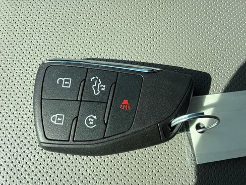 Used 2024 Chevrolet Silverado 1500 LTZ w/ Technology Package AWD/4WD image 31