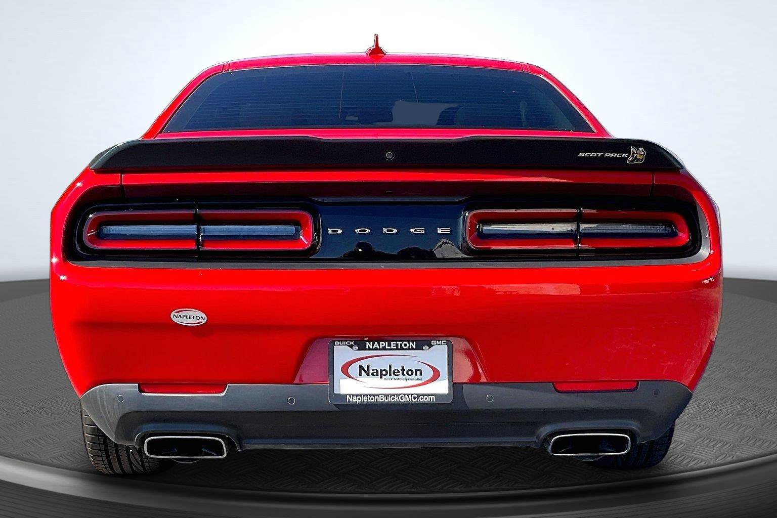Used 2022 Dodge Challenger R/T Scat Pack w/ Driver Convenience Group RWD image 7