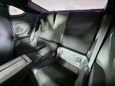 Used 2023 Toyota GR86 Premium w/ ALL Weather Mat Package (TMS) RWD image 9