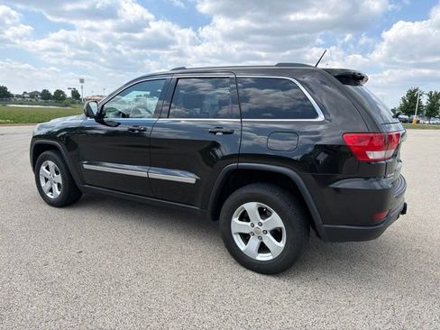 Used 2012 Jeep Grand Cherokee Laredo AWD/4WD image 2