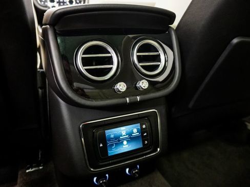 Used 2020 Bentley Bentayga Speed image 11