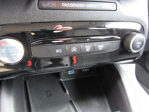 Used 2023 Ford Escape Active w/ Tech Pack #2 image 19