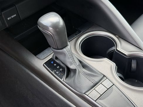 Used 2024 Toyota Camry SE FWD image 24
