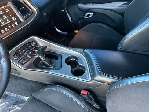 Used 2022 Dodge Challenger R/T RWD image 18
