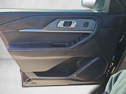 New 2026 Ford Explorer ST-Line w/ ST-Line Street Pack image 20