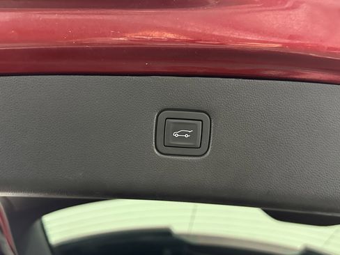 Used 2019 Chevrolet Blazer LT image 30