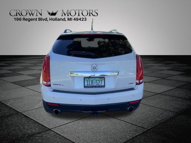 Used 2014 Cadillac SRX Luxury w/ Driver Awareness Package AWD/4WD image 4