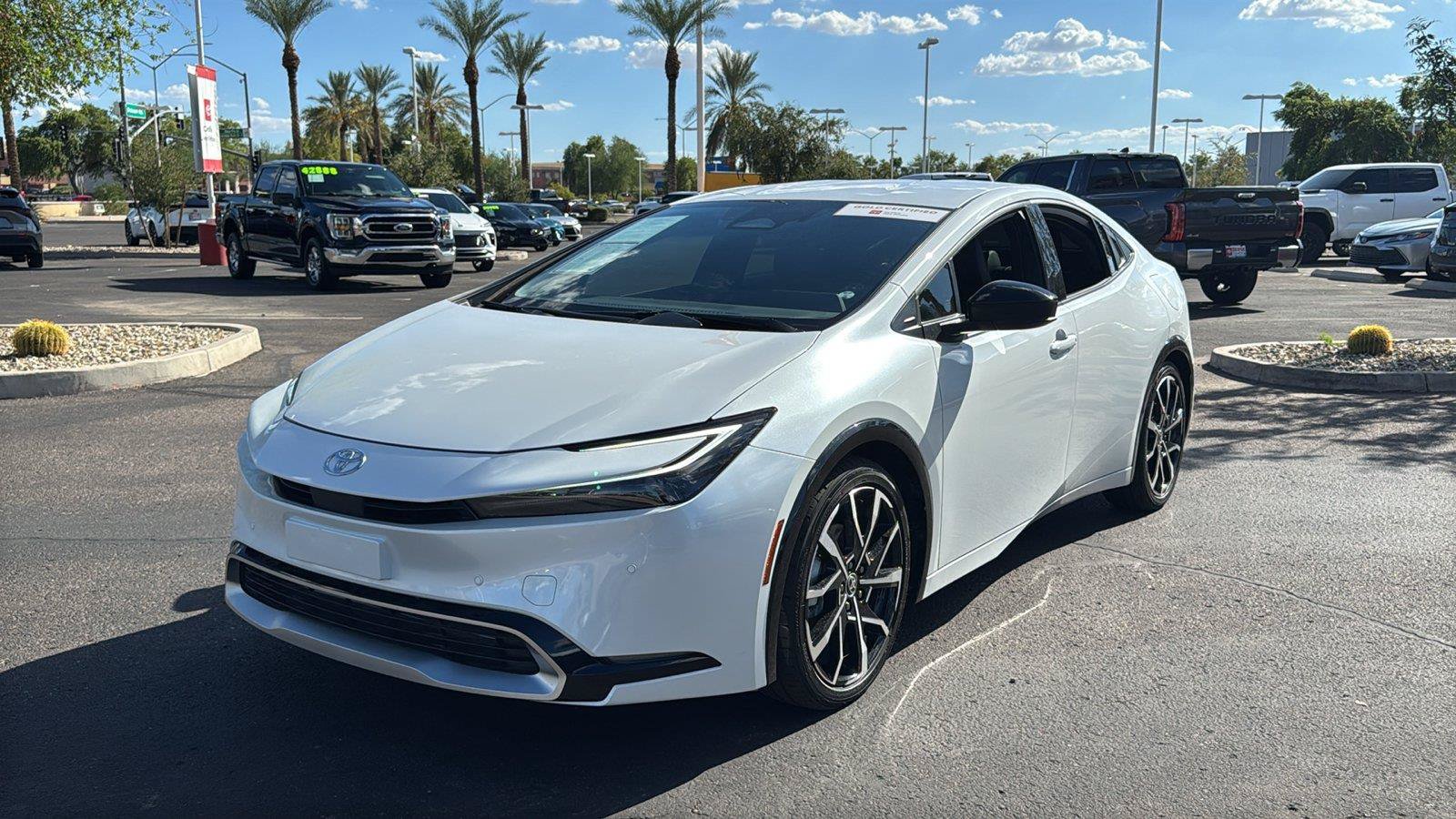 Certified 2026 Toyota Prius Plug-In Hybrid FWD image 4