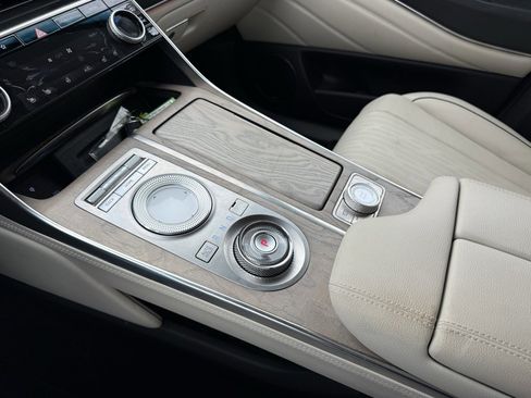 Used 2022 Genesis GV80 2.5T w/ Prestige Package 05 image 20