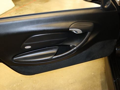 Used 2004 Porsche Boxster RWD image 23