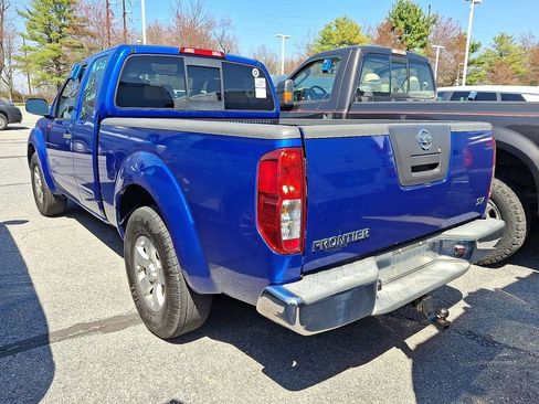 Used 2012 Nissan Frontier SV image 4