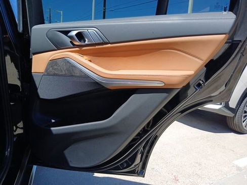 Used 2024 BMW X5 sDrive40i w/ Parking Assistance Package image 12