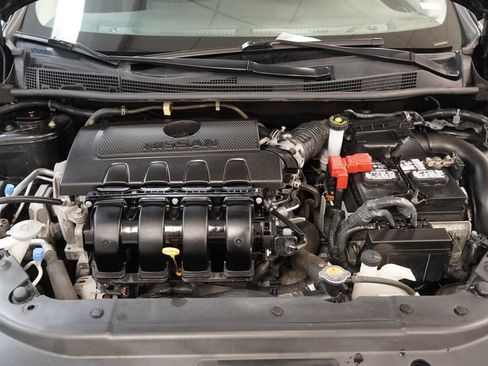 Used 2019 Nissan Sentra SR image 18