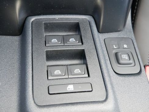 New 2026 Ford Bronco Outer Banks w/ Sasquatch Package image 26