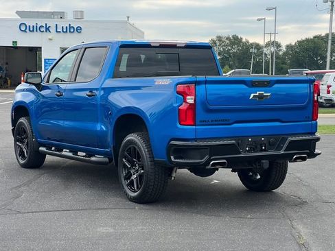 Used 2024 Chevrolet Silverado 1500 LT Trail Boss w/ Convenience Package II AWD/4WD image 16