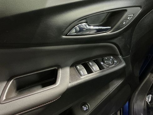 Used 2022 Chevrolet Equinox RS w/ RS Leather Package image 23