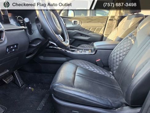 Used 2022 Kia Sorento SX image 8