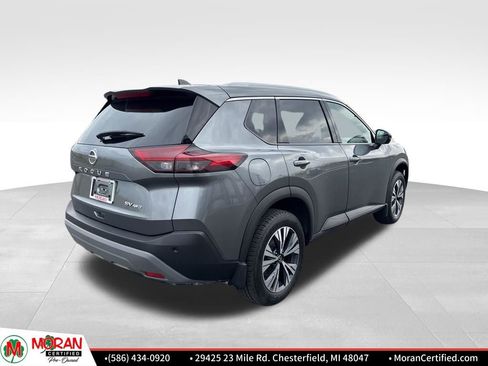 Used 2021 Nissan Rogue SV image 5