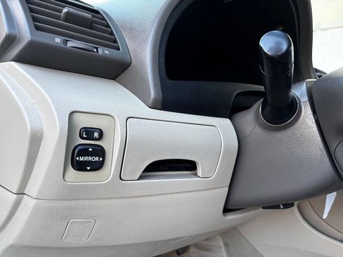 Used 2009 Toyota Camry LE image 24