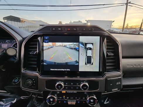 Used 2022 Ford F450 Platinum w/ FX4 Off-Road Package image 22