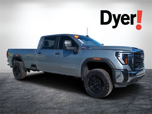 Used 2024 GMC Sierra 3500 Pro w/ Convenience Package image 1