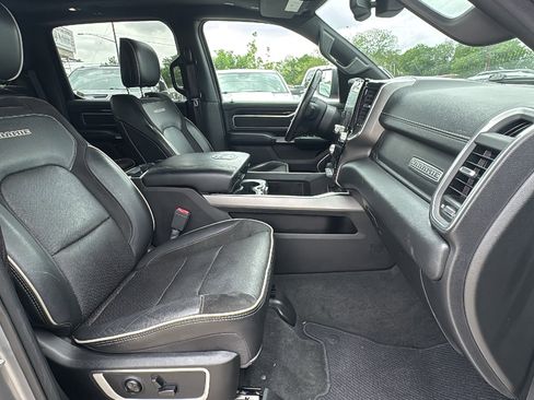 Used 2020 RAM 1500 Laramie w/ Sport Appearance Package image 31