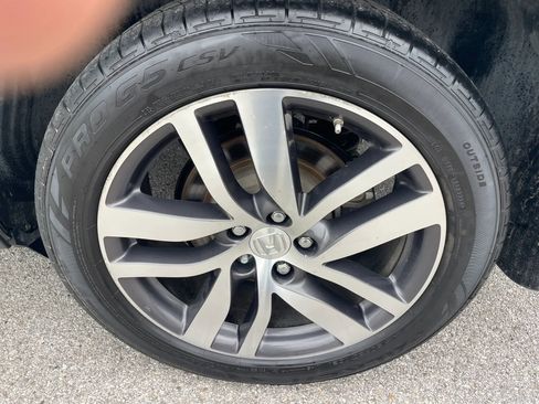 Used 2017 Honda Pilot Touring image 7