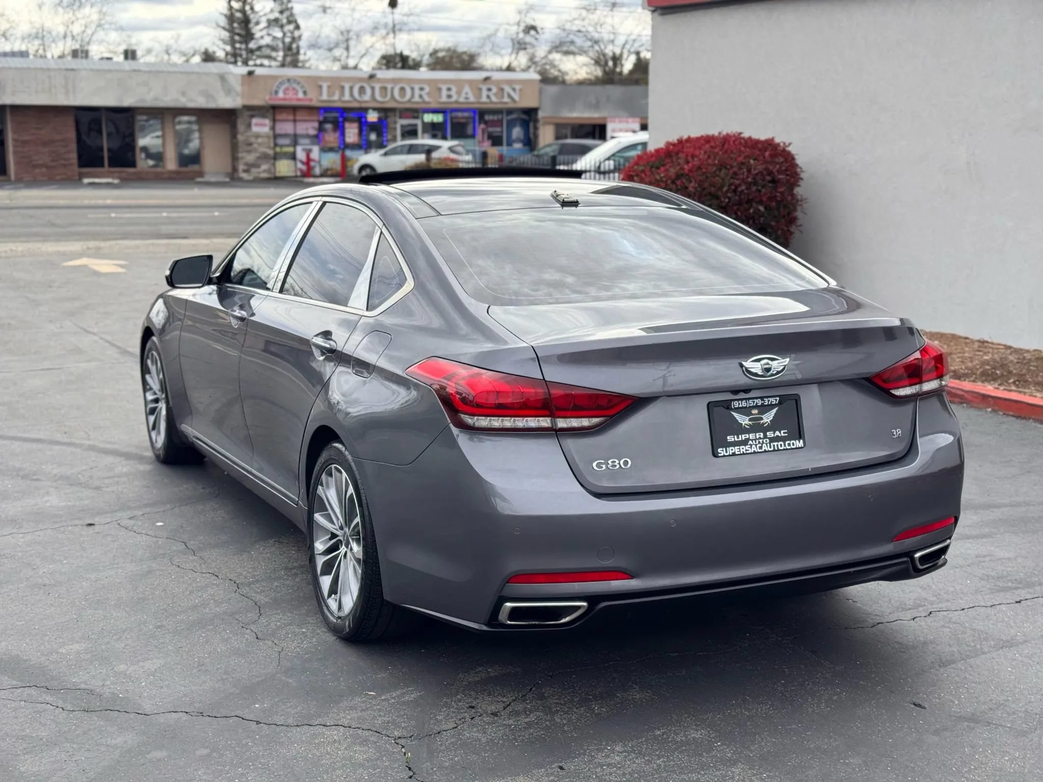 Used 2015 Hyundai Genesis 3.8 w/ Option Group 04 RWD image 4