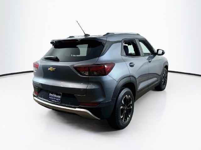 Used 2021 Chevrolet TrailBlazer LT w/ Convenience Package FWD image 11