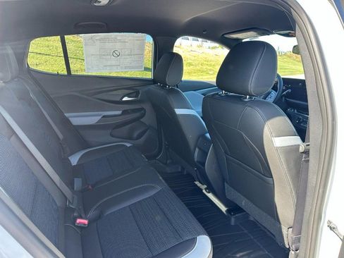 New 2026 Buick Envista Preferred w/ Convenience I Package FWD image 5