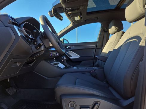 New 2025 Audi Q3 2.0T Premium image 16