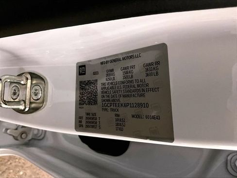Used 2023 Chevrolet Colorado Trail Boss w/ Advanced Trailering Package AWD/4WD image 33