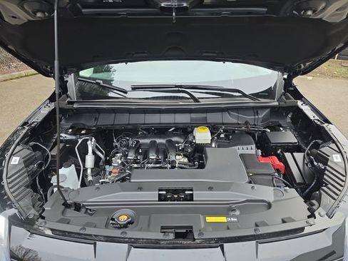 New 2026 Nissan Pathfinder SV image 32