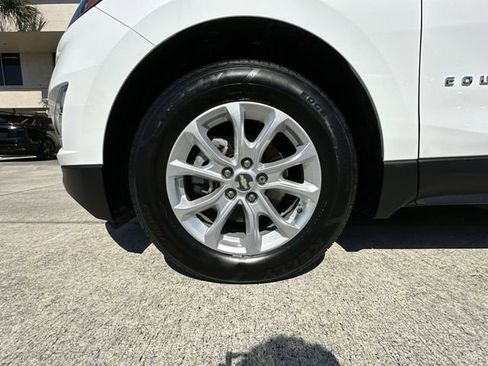 Used 2020 Chevrolet Equinox LT image 18