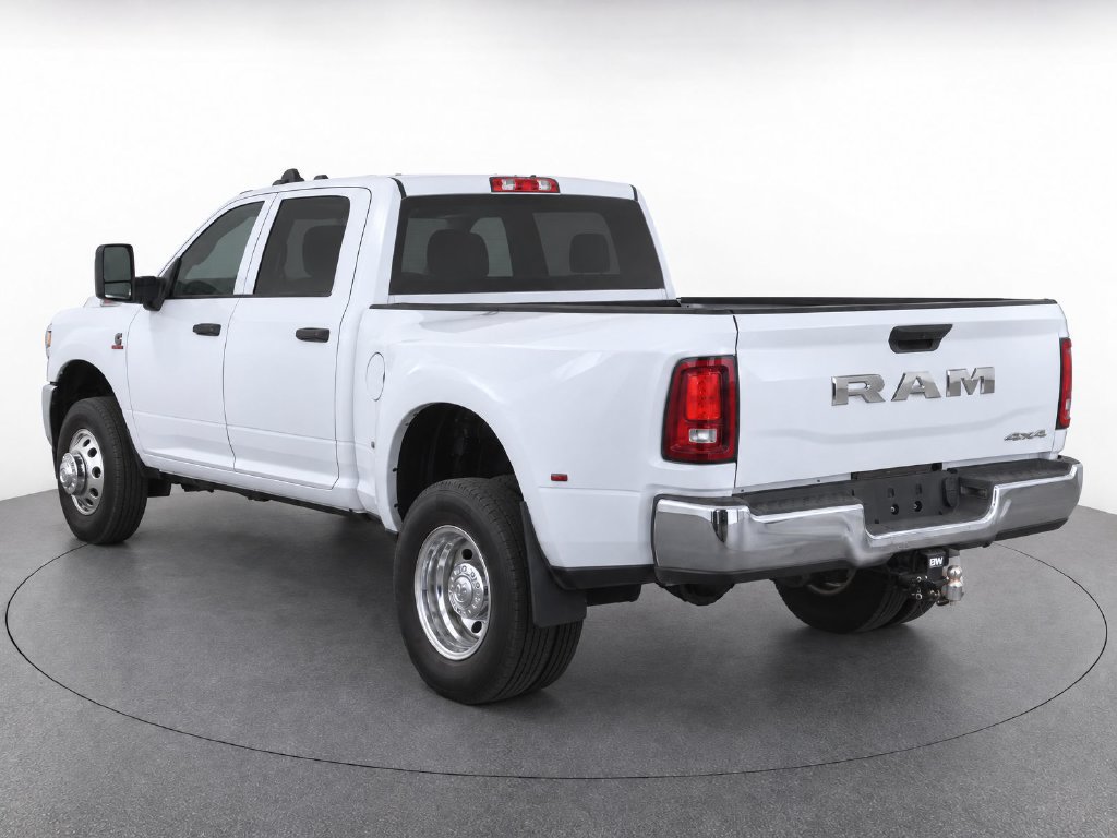 Used 2025 RAM 3500 Tradesman w/ Chrome Appearance Group AWD/4WD image 3